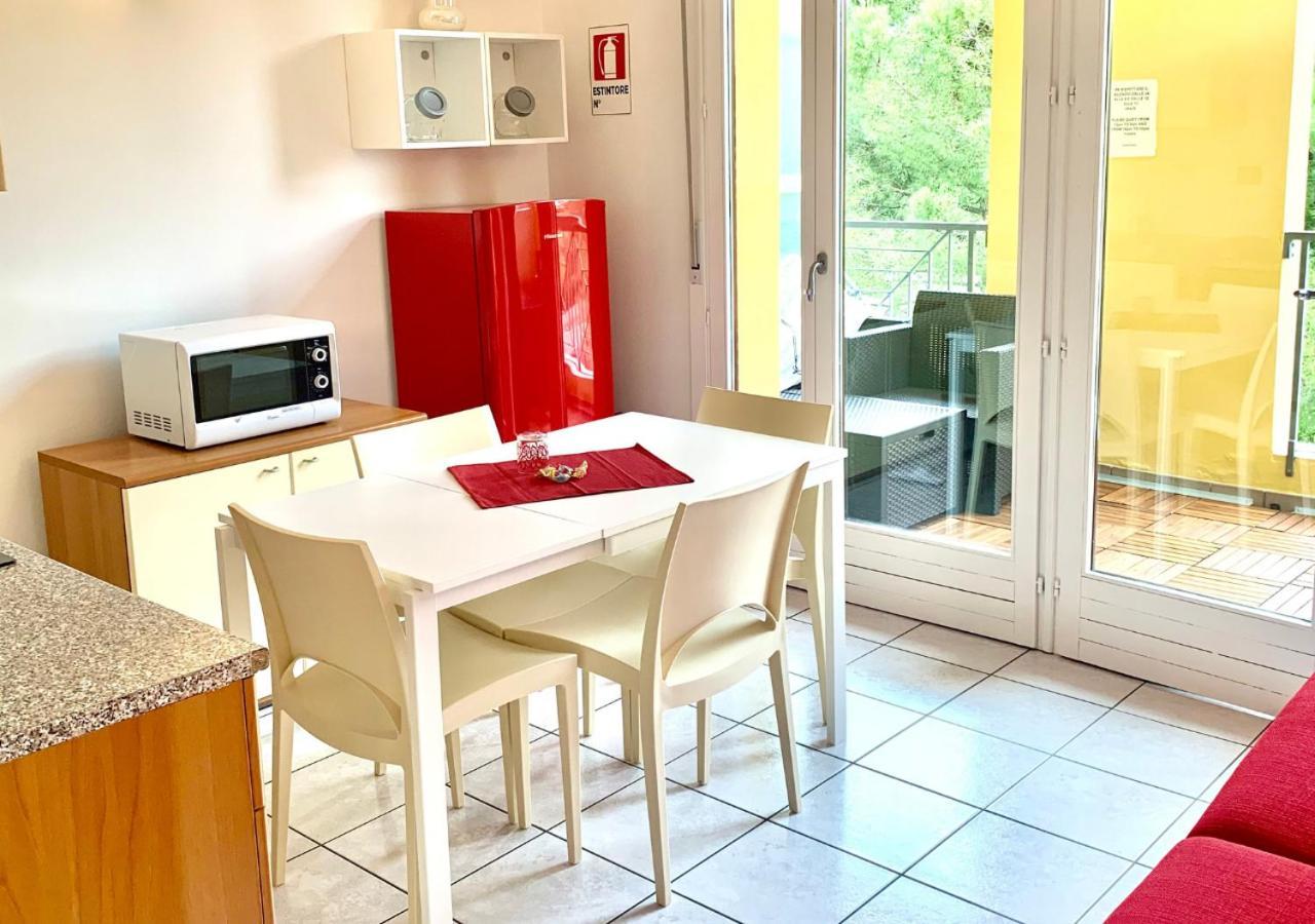 Gardalakeapartment A Sirmione Ngoại thất bức ảnh