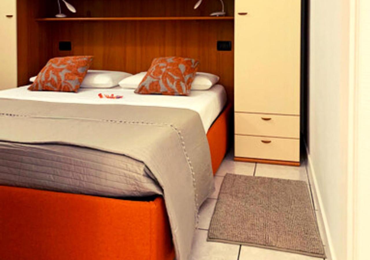 Gardalakeapartment A Sirmione Ngoại thất bức ảnh