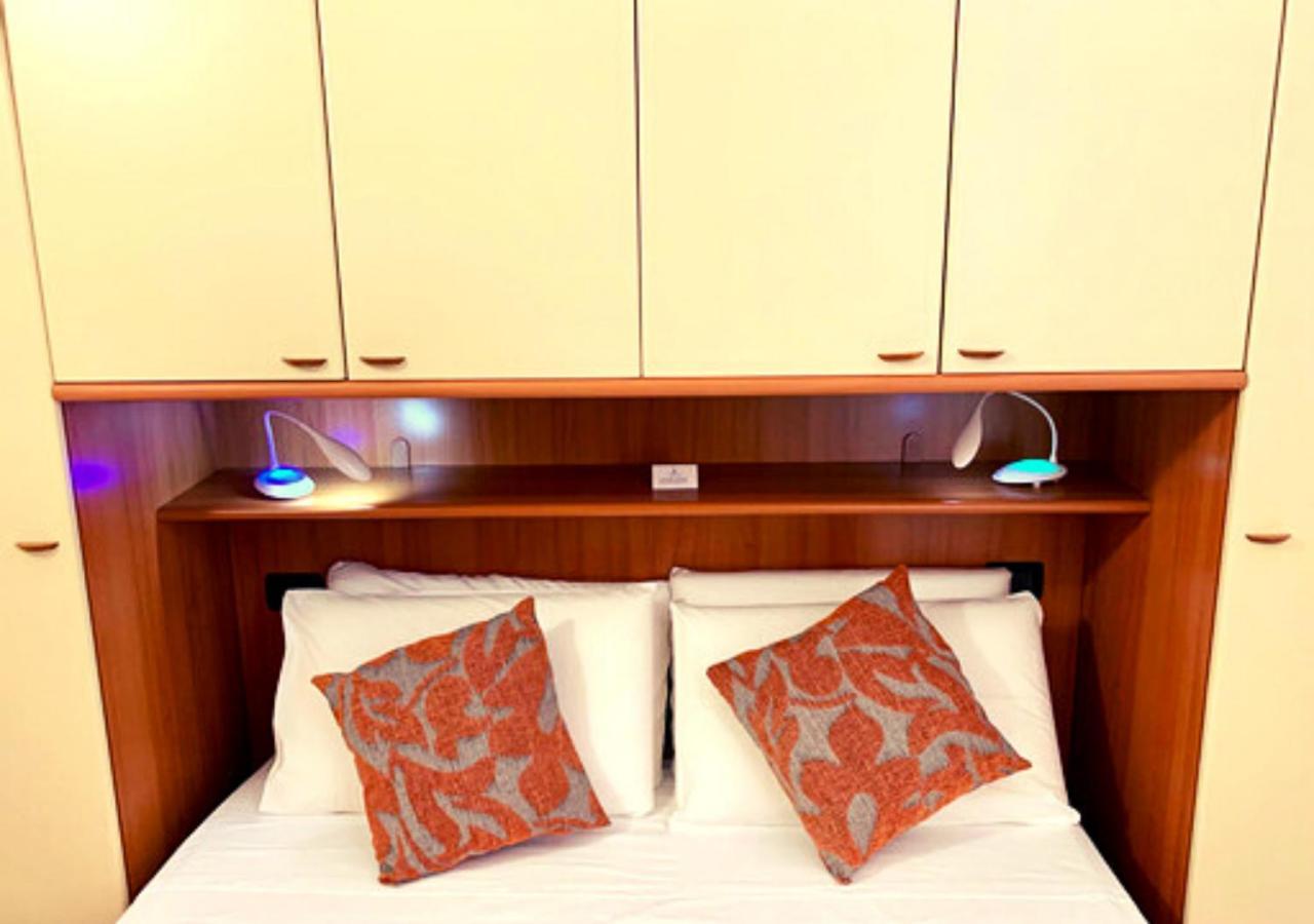 Gardalakeapartment A Sirmione Ngoại thất bức ảnh