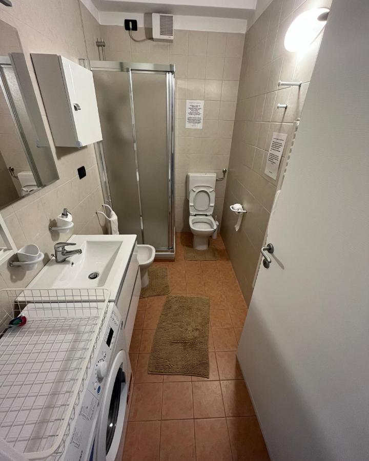 Gardalakeapartment A Sirmione Ngoại thất bức ảnh